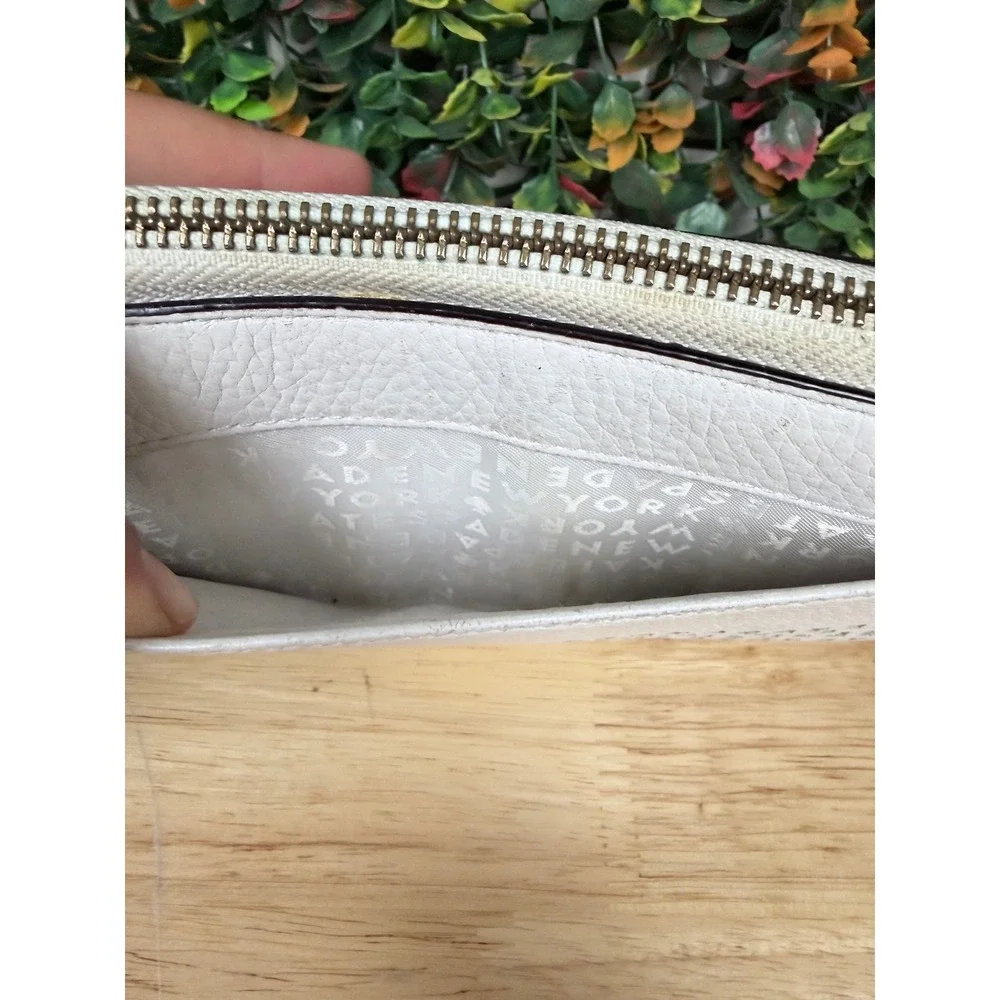 Kate Spade Wakefield Lane Neda White Clutch Zip-Around Wallet Wallets
